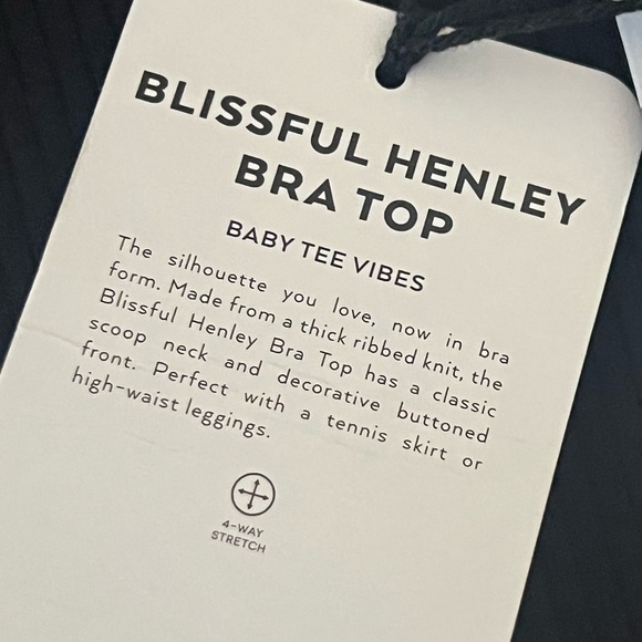 Alo Yoga Black Blissful Henley Bra Top NWT Medium - Picture 7 of 8